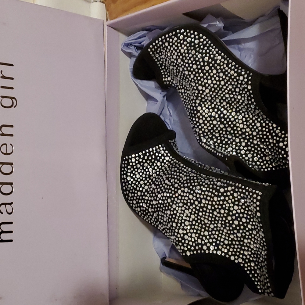 Madden girl black heels
